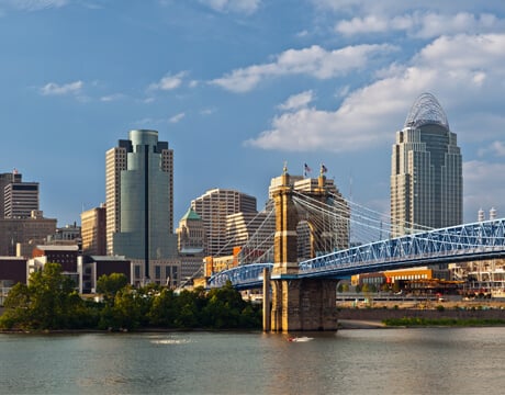 Cincinnati, OH skyline.